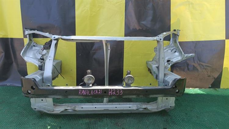 Рамка радиатора Тойота РАВ 4 в Камышине 103307
