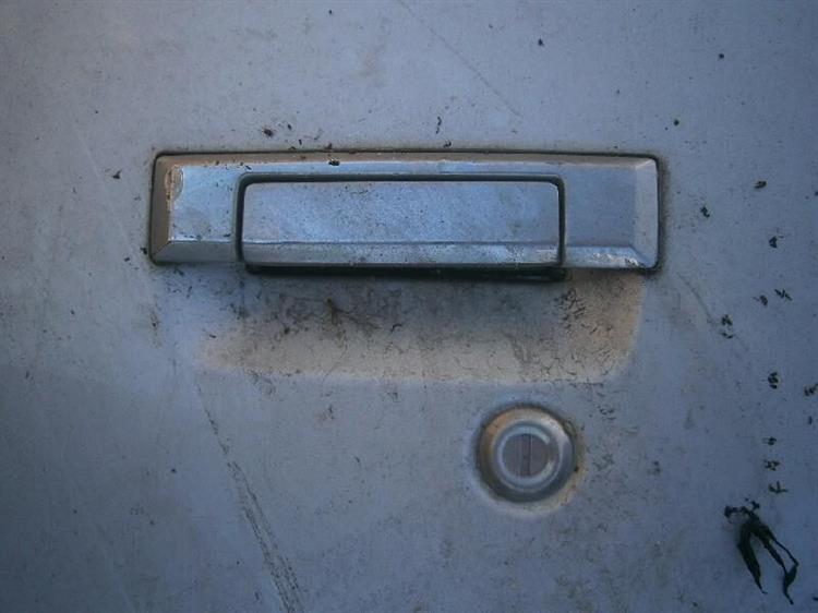 Дверь Тойота Таун Айс в Камышине 15430