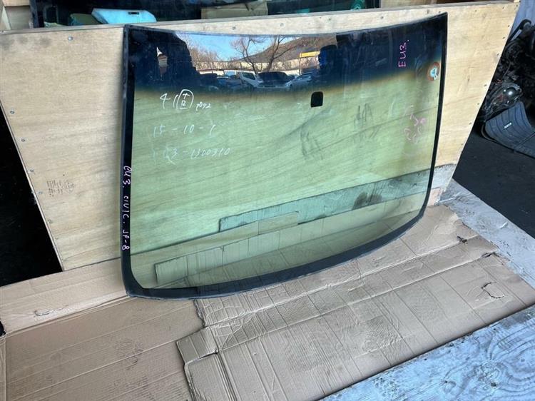 Лобовое стекло Хонда Цивик в Камышине 236512