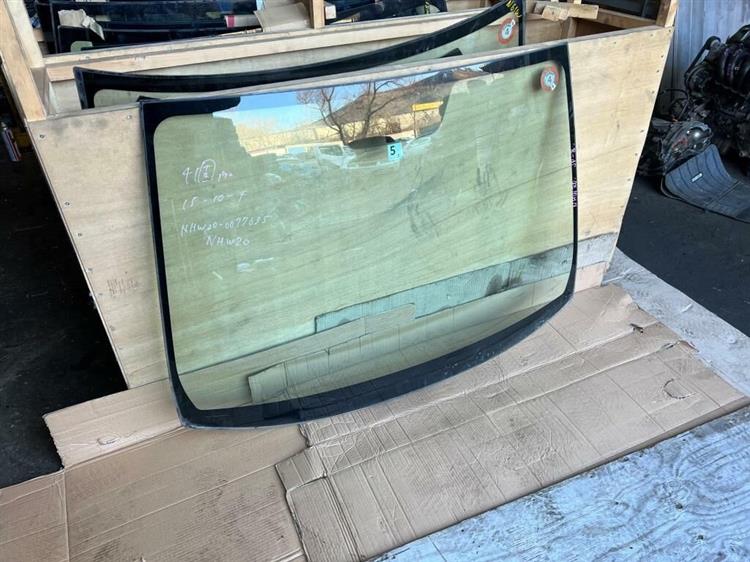 Лобовое стекло Тойота Приус в Камышине 236521