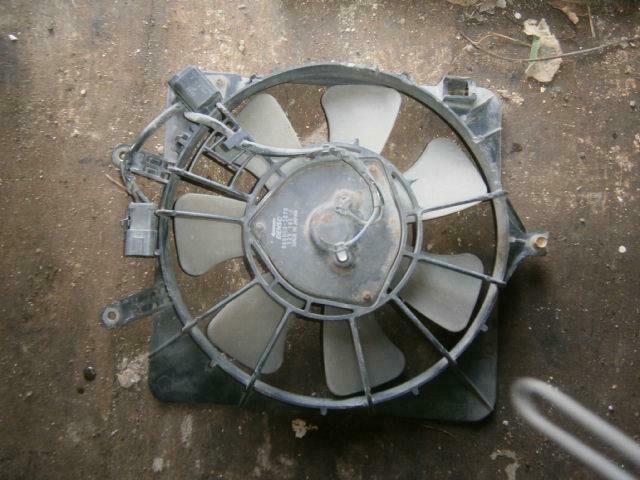 Диффузор радиатора Хонда Джаз в Камышине 24050