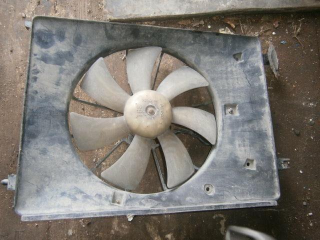 Диффузор радиатора Хонда Джаз в Камышине 24051