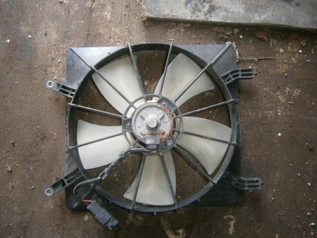Диффузор радиатора Хонда СРВ в Камышине 24063