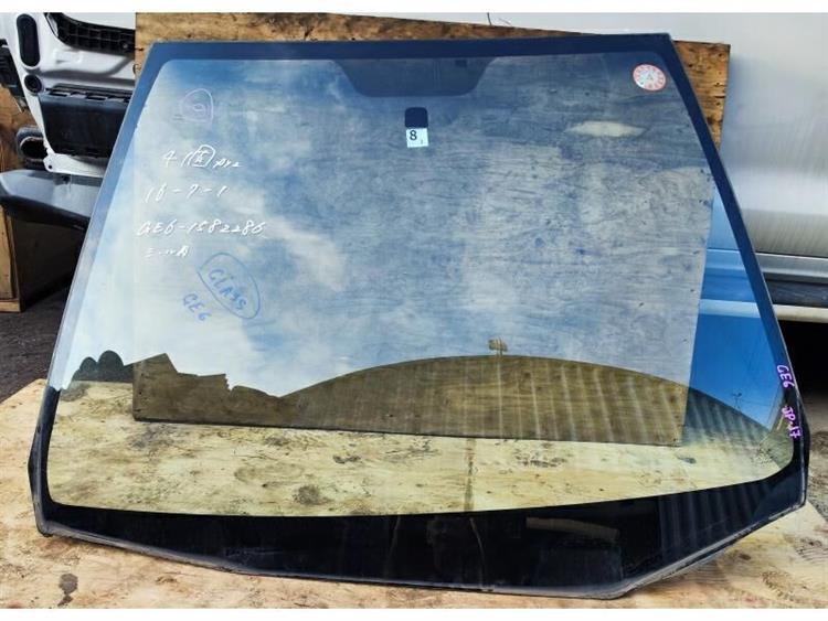 Лобовое стекло Хонда Фит в Камышине 255791