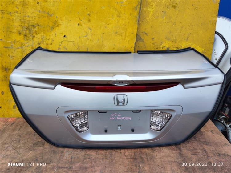 Крышка багажника Хонда Инспаер в Камышине 652201