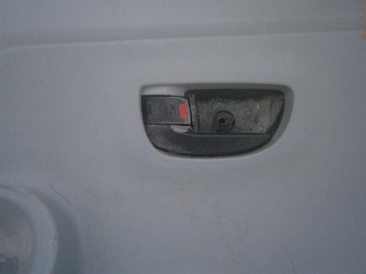Дверь Тойота Аква в Камышине 66094