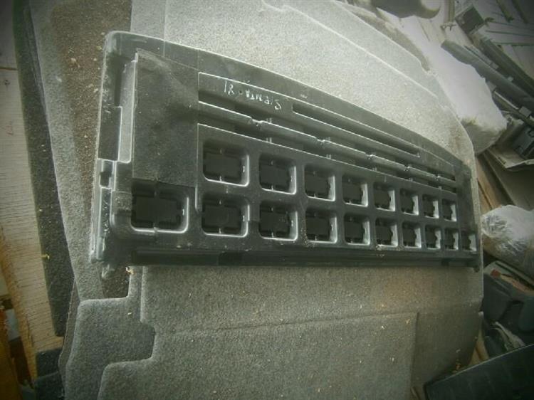 Полка багажника Тойота Сиента в Камышине 77566