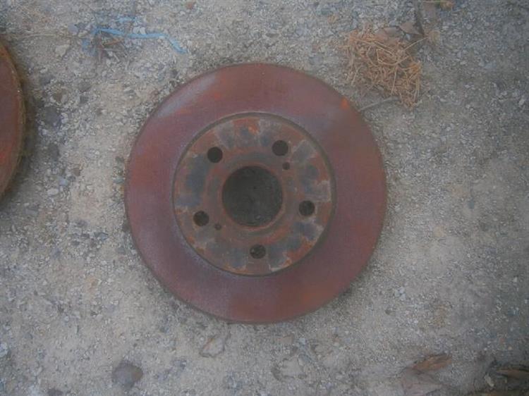 Тормозной диск Тойота Приус в Камышине 81565