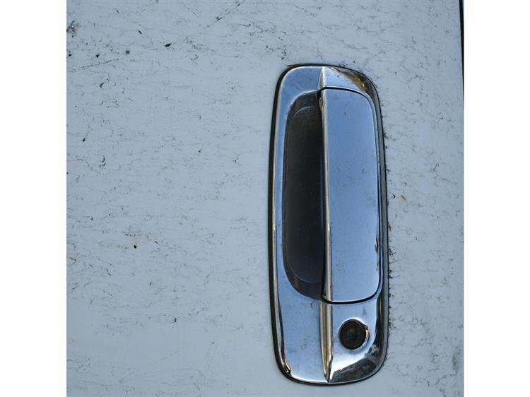Дверь Тойота Краун в Камышине 94144